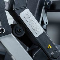 Y910ZAM Широкий жим от груди